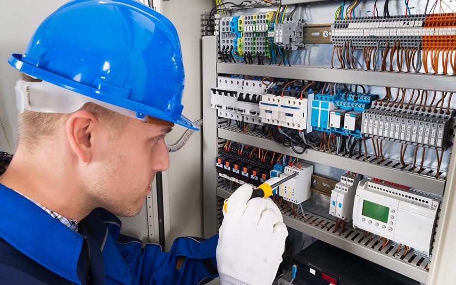 monteur électricien Bièvres