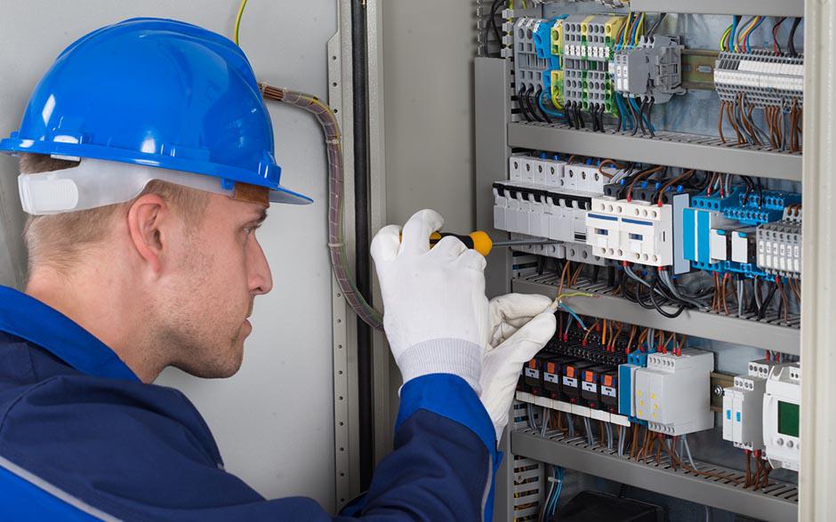 taux horaire électricien Montlignon